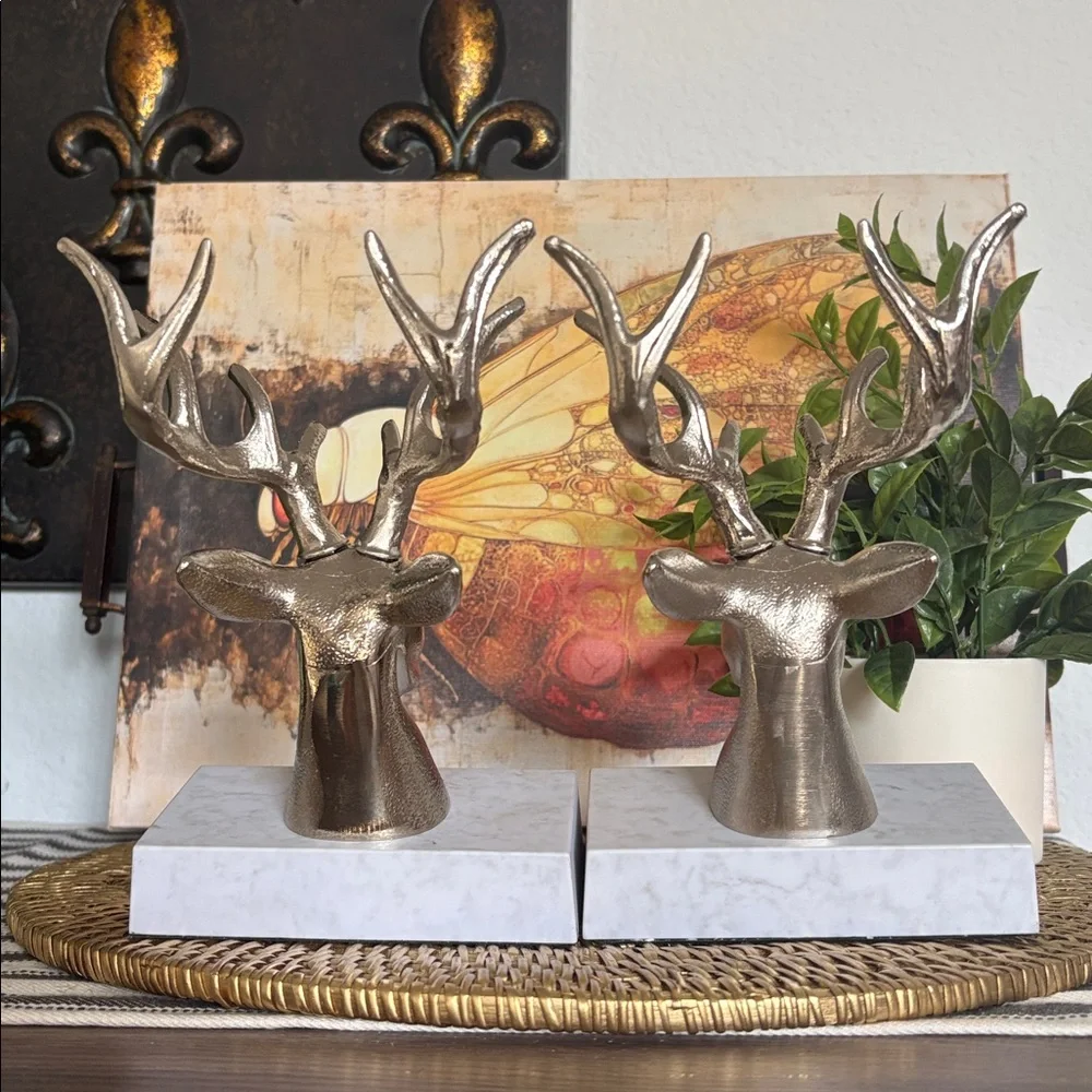 Crate & Barrel Silver Reindeer Bust Stocking Holders, Set Of 2